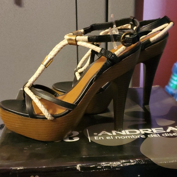 Heels - Picture 2 of 2